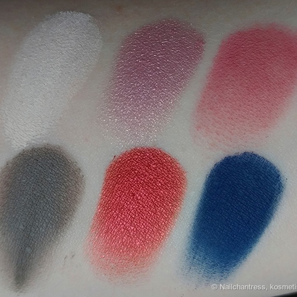 Coloured Raine "Lovelies" eyeshadow palette - Picture 4 of 8